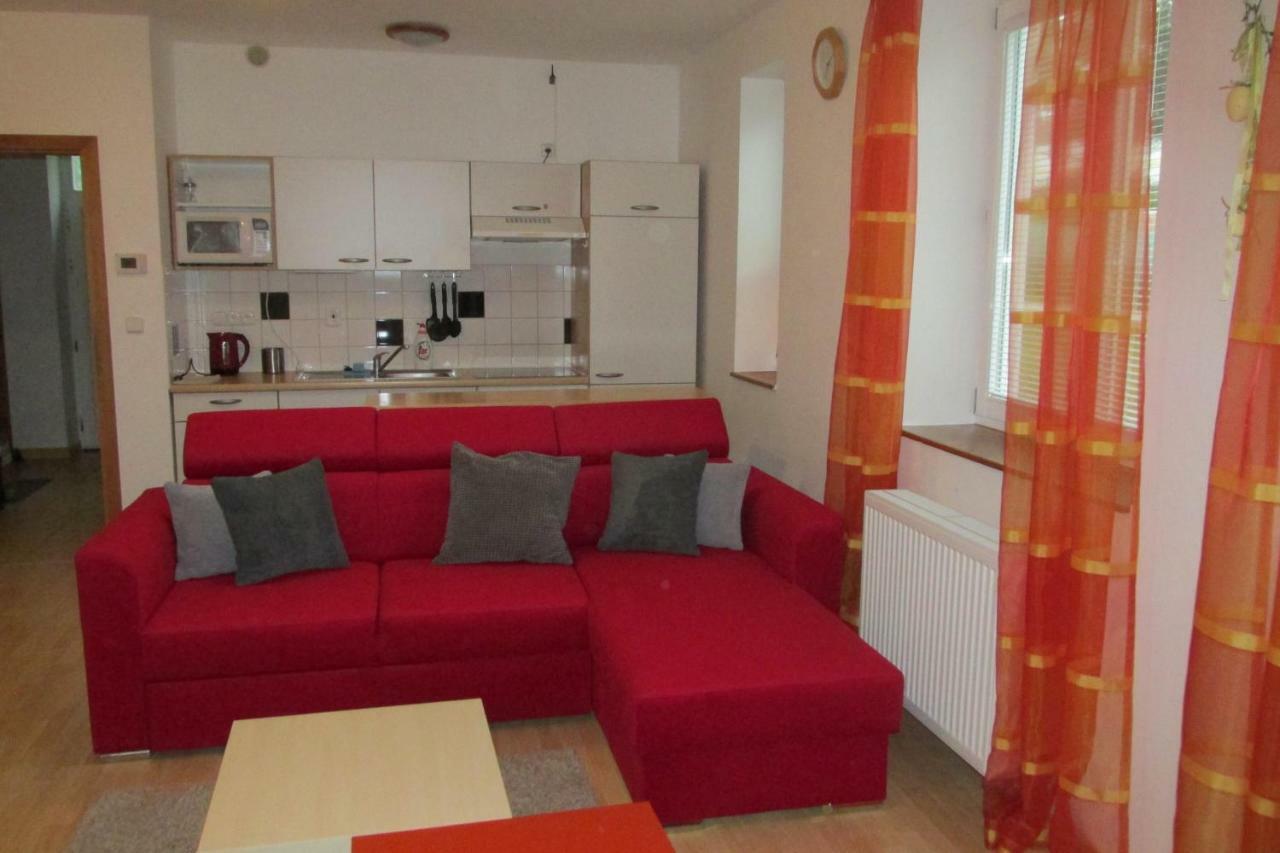 شقة ليبنو ناد فلتافو  في Apartman Riviera المظهر الخارجي الصورة